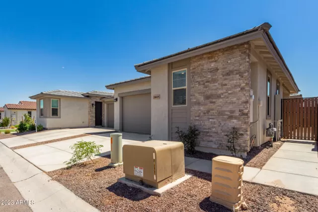 MLS: 6562356 Condo For Sale