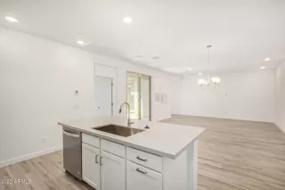 Photo #4: 6562356 Listing 