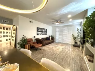 Photo #5: 6562382 Listing