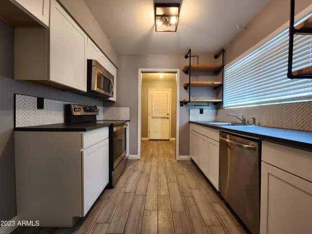 MLS: 6562403 Condo For Sale