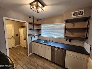 Photo #3: 6562403 Listing 