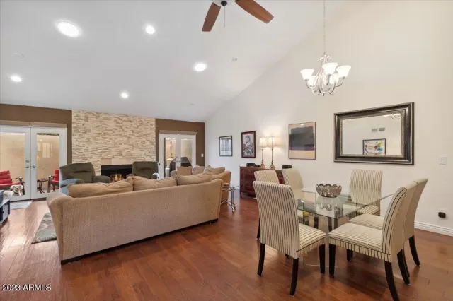 MLS: 6562782 Condo For Sale