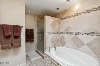 Photo #5: 6562782 Listing