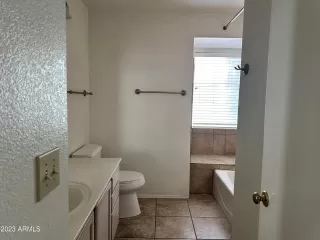 Photo #5: 6562824 Listing 