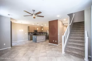 Photo #4: 6562945 Listing