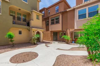 Photo #1: 6562999 Listing 