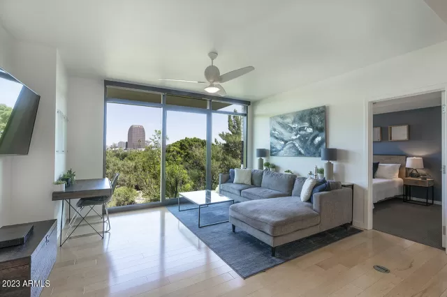 MLS: 6563148 Condo For Sale