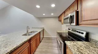 Photo #3: 6563243 Listing