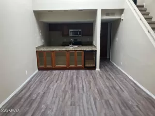 Photo #4: 6563243 Listing