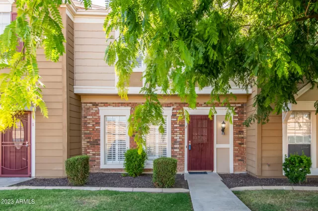 MLS: 6563298 Condo For Sale