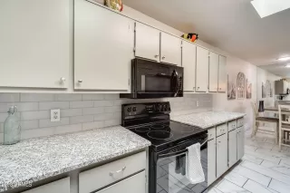 Photo #2: 6563475 Listing 