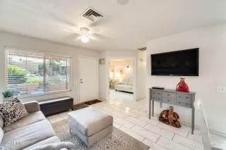 Photo #6: 6563475 Listing 