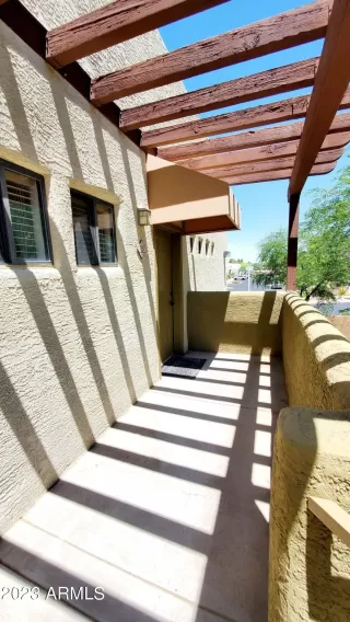 Photo #5: 6564131 Listing