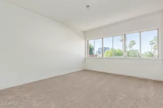 Photo #6: 6564163 Listing