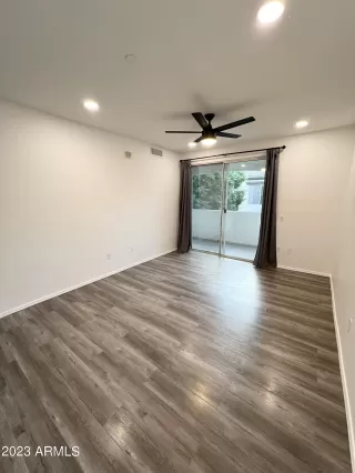 Photo #3: 6564286 Listing