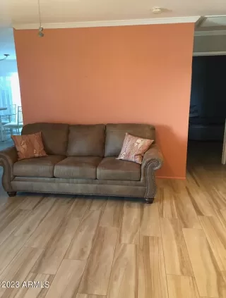 Photo #3: 6564341 Listing