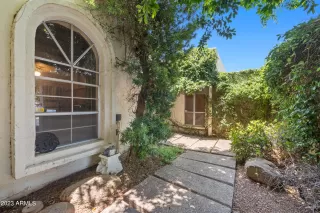 Photo #2: 6564554 Listing