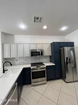 Photo #3: 6564584 Listing