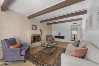 Photo #4: 6564656 Listing