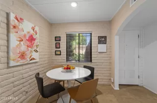 Photo #6: 6564656 Listing