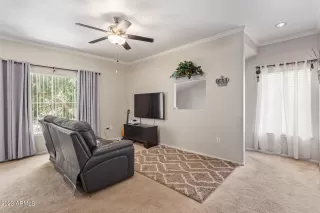 Photo #3: 6564861 Listing