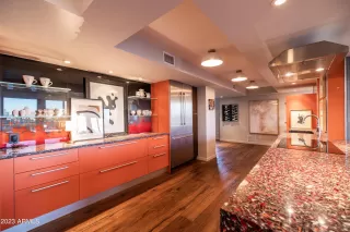 Photo #3: 6564913 Listing 