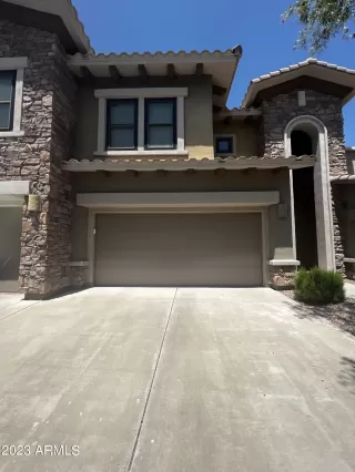 Photo #3: 6565227 Listing