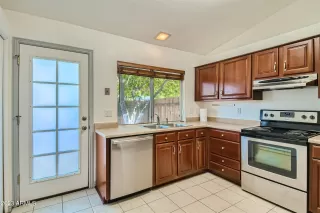 Photo #6: 6565243 Listing