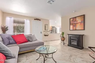 Photo #6: 6565260 Listing