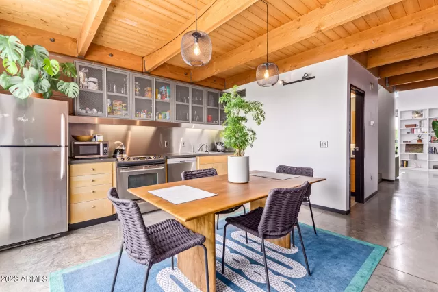 MLS: 6565309 Condo For Sale