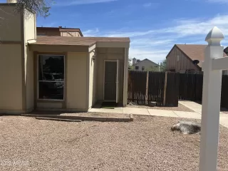 Photo #6: 6565328 Listing