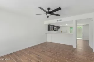 Photo #2: 6565755 Listing