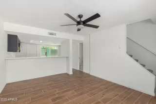 Photo #3: 6565755 Listing