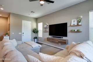 Photo #2: 6565767 Listing