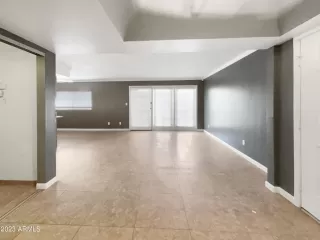 Photo #2: 6565890 Listing