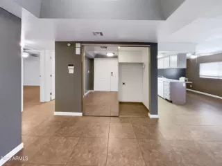 Photo #6: 6565890 Listing