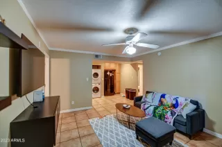 Photo #4: 6565980 Listing