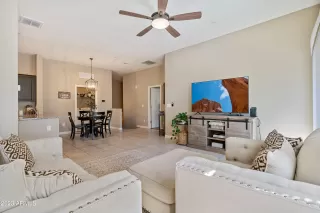 Photo #2: 6566061 Listing