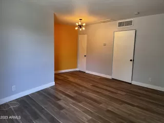 Photo #6: 6566086 Listing 