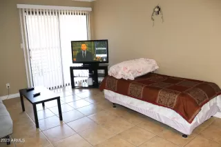 Photo #2: 6566099 Listing