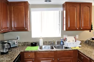 Photo #4: 6566099 Listing