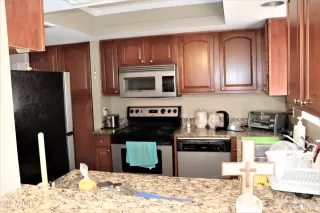 Photo #5: 6566099 Listing