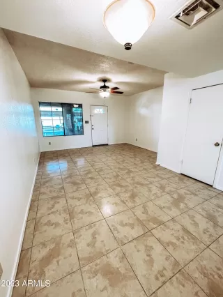 Photo #4: 6566139 Listing