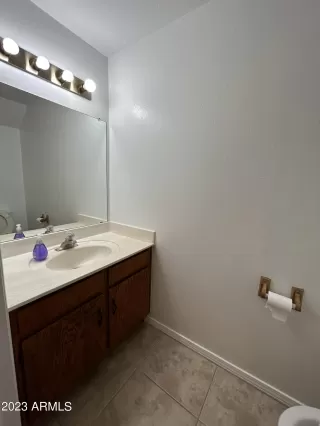 Photo #6: 6566139 Listing