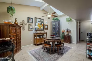 Photo #5: 6566181 Listing