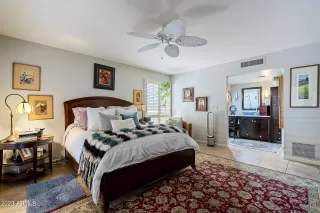 Photo #6: 6566181 Listing