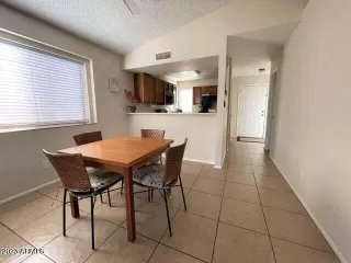 Photo #6: 6566312 Listing