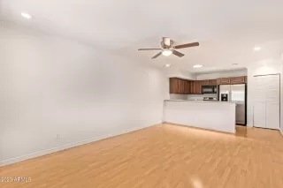 Photo #2: 6566365 Listing