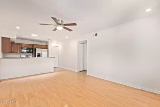 Photo #3: 6566365 Listing