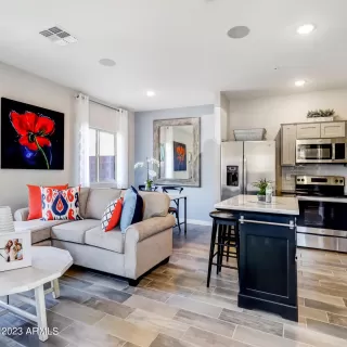 Photo #3: 6566577 Listing